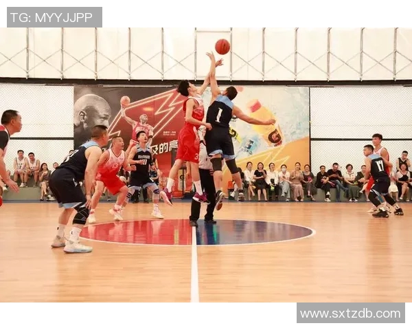 吴冠希在篮球赛场上的崛起与挑战解析，展现新时代运动员的拼搏精神与团队价值